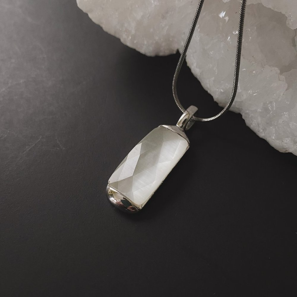 Lia Sophia White Cats Eye Stone Faceted Rectangle Pendant Silver Chain Necklace